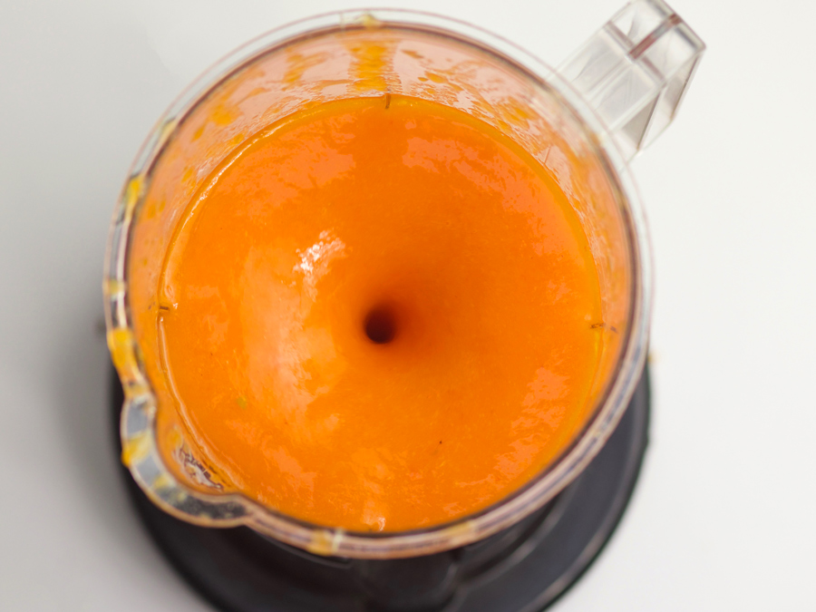 making persimmon puree