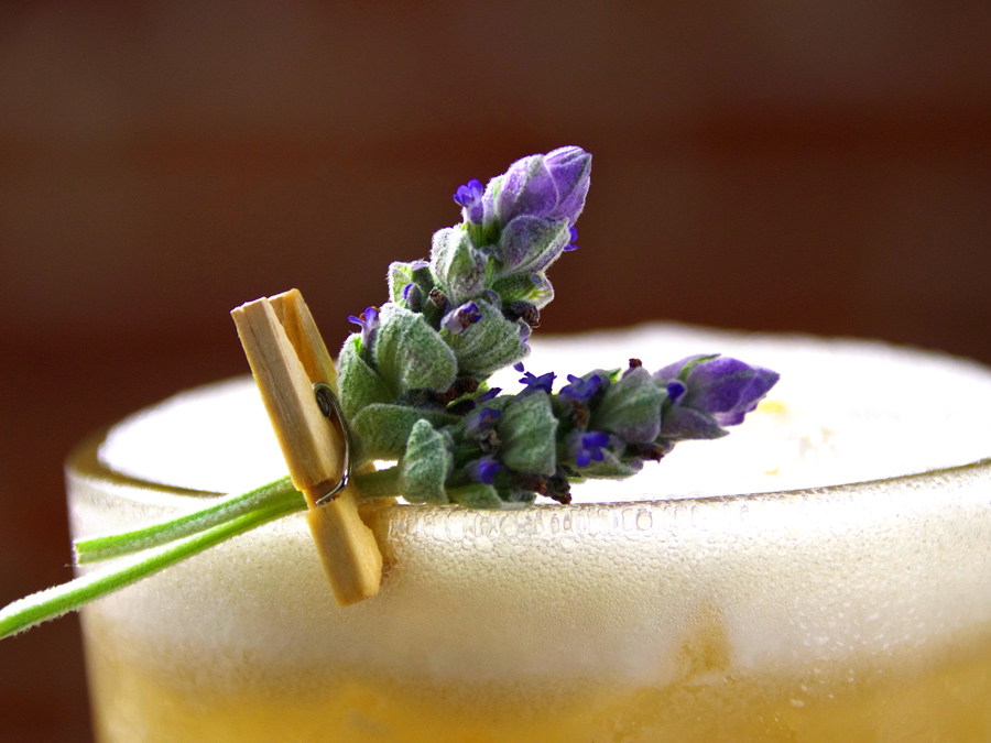 lavender cocktail garnish